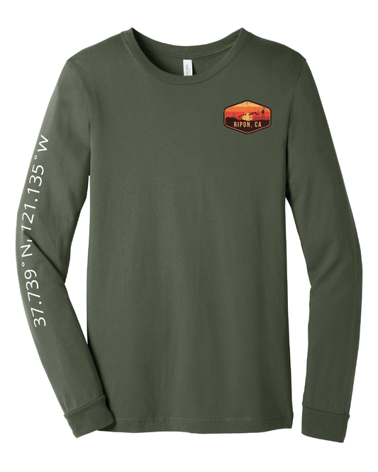 Retro Badge Long Sleeve